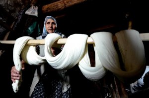 Çeçil peyniri hünerli ellerde lezzet buluyor