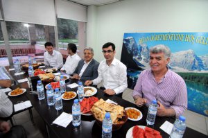 AK Parti Hizan'da iftar yemeği verdi