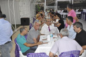 CHP'den basın mensuplarına iftar