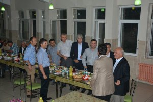 Kaymakam Koyuncu'ya veda yemeği