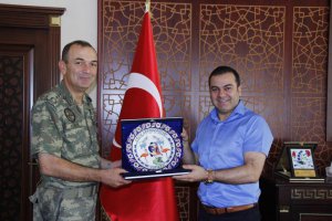 Garnizon Komutanı Albay Ataberk'ten veda ziyaretleri