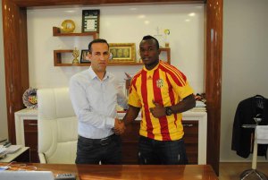 Yeni Malatyaspor, Nijeryalı Akpabio'yu transfer etti