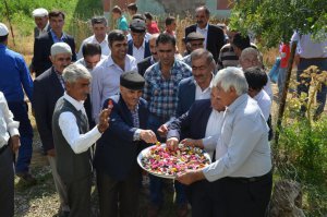 Bu köyde bayramda 4,5 ton şeker ikram ediliyor