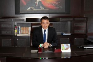 Hekimhan Kaymakamlığına atanan Efendioğlu, görevine başladı