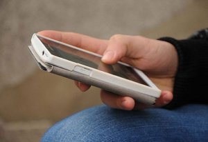 Akıllı telefon ve tabletler epilepsiyi tetikliyor