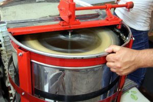 Ardahan 'bal'a doydu