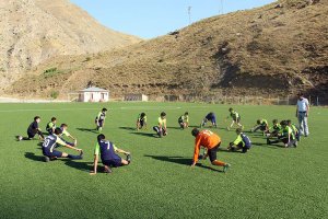 Çatak'ta Yaz Futbol Okulu açıldı
