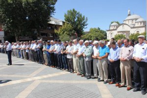 Eski AK Parti Diyarbakır Gençlik Kolları Başkanının silahlı saldırıda öldürülmesi