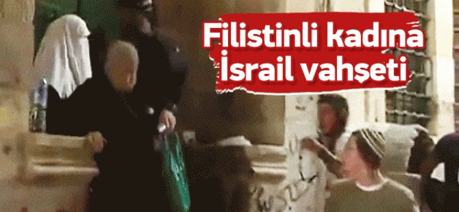 İsrail askeri Filistinli kadını yere attı! Video Haber
