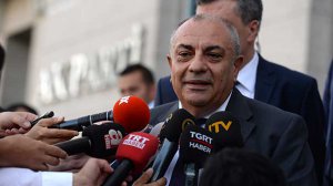 Sondakika! Tuğrul Türkeş MHP'den istifa etti
