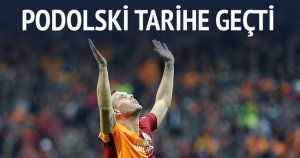 Lukas Podolski tarih yazdı