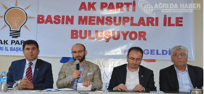 Yeni Ak Parti Ağrı İl Yönetimi Basınla Kahvaltıda Buluştu