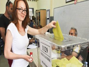 Seçim günü sandığa 385 bin kişi sandığa bakıcak