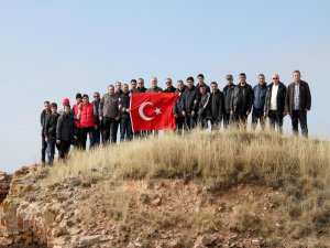 Vali Ahmet Deniz Ramazan Tabyası'na yürüyüş düzenlendi