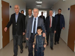 Vali Kamçı kuran kursları dolaştı