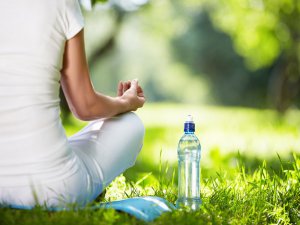 Şekerli su Enerji içeceğinden etkili!