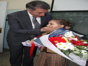 Elazığ'da bir çocuk  Başkana mektup yazdı