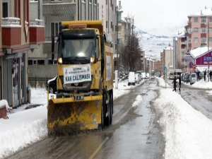 kar timleri iş başında