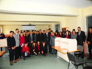 YYÜ Rektörü Battal okulları ziyaret