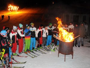 Palandöken'de renkli kayak sezonu