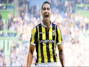 Sneijder'in menajeri Cim Bom'a futbolcu önerdi