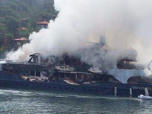 Ünal Aysal'ın 80 milyonluk yatı kül oldu