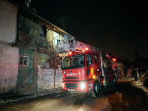 Malatya'da Ev Yandı