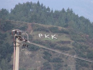 Dağdaki 'OGM' yazısı 'PKK' ile değiştirildi