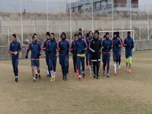 Malatyaspor Teknik Direktörü Buz antiremana devam