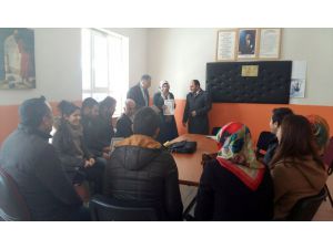 Bitlis Tatvan'da, 50 Öğretmene Başarı Belgesi