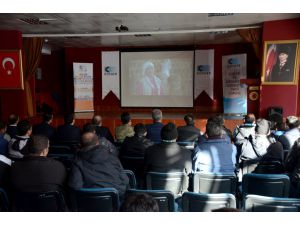 Eğitimi Tamamlayan Girişimciler Belgelerini Aldı 59 kursiyere törenle sertifikaları verdi.