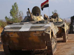 Suriye Türkiye'nin sınırına ilerliyor