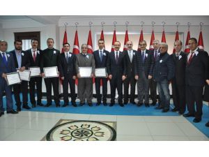 Muş'ta Vergi Rekortmenlerine Teşekkür Belgesi