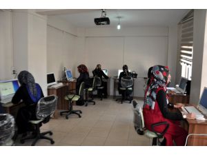 Hizan'da Kadınlara Yönelik Bilgisayar Kursu