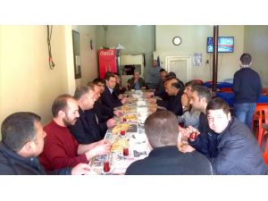 Başkan Olan, Esnaflarla Bir Araya Geldi