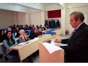 Kars Kaymakamı Karaman Yüksekokulda Ders Vermeye Başladı