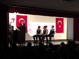 Van'ın Özalp ilçesinde İstiklal Marşı'nın Kabulü Ve Mehmet Akif Ersoy'u Anma Günü