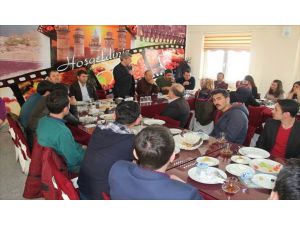 Vali Çınar, Stajyer Öğretmenlerle Bir Araya Geldi