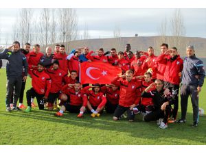 Vartaş Elazığspor Teknik Direktörü Temizkanoğlu Takımda bunu yapacak kalite var