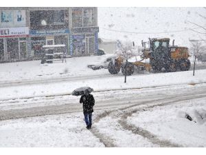 Meteroloji Uyardı Bitlis'te Kar Yağışı