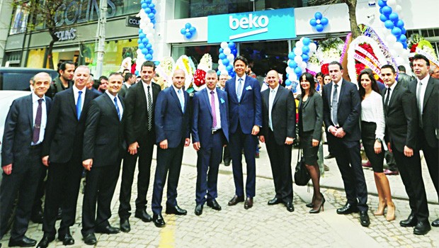 Beko'dan Türkiye'de mağaza atağı