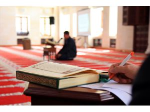 Malatya'da Kur'an-ı Kerim'i Güzel Okuma Yarışması Yapıldı 10 Öğrenci Katıldı