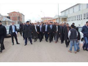 Ak Parti Erzurum Milletvekili Deligöz, Karayazı'da