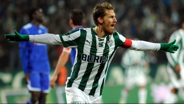 Serdar Aziz'in menajerinden transfer itirafı! Fenerbahçe ile Görüşmeleri Açıklık Getirdi ?