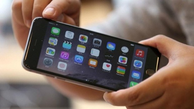 iPhone 7S'in OLED giriş ekranı