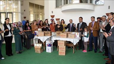 Nusaybin kahramanlarına Anneler Günü hediyesi'nde Yemek Verildi