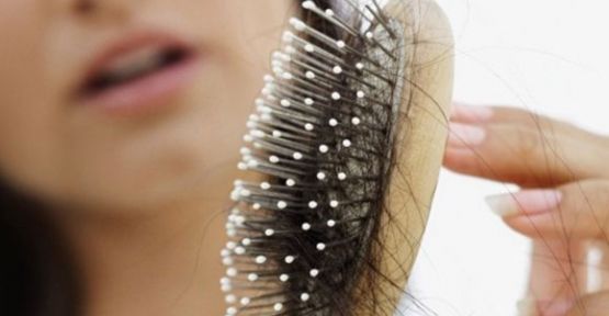 Saç Dökülmesine Maruz Kalan Kadınlar Dikkat!