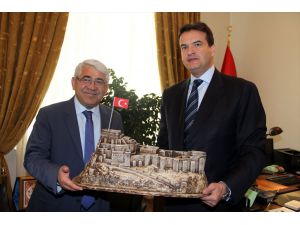 Karaçanta'dan Tebriz Türkiye Başkonsolosu Çakıray'a Ziyaret