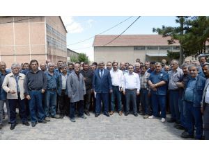 Şeker Fabrikası İşçilerinin 'Ücretsiz Fazla Mesai' Eylemi