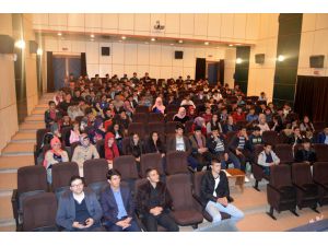 Hizan'da 'Toplumsal Yozlaşma Ve Kültürel Çöküş' Konferansı